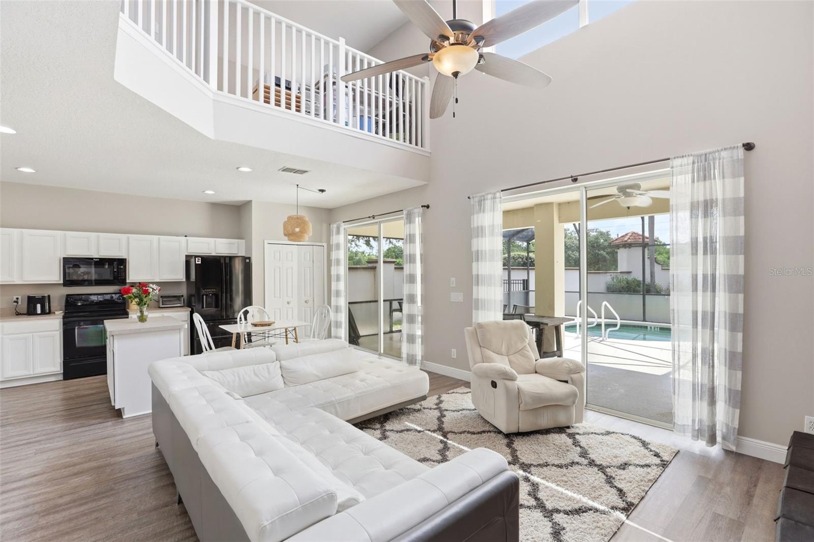 100 RUBINO DR, DAVENPORT, FL, 33837
