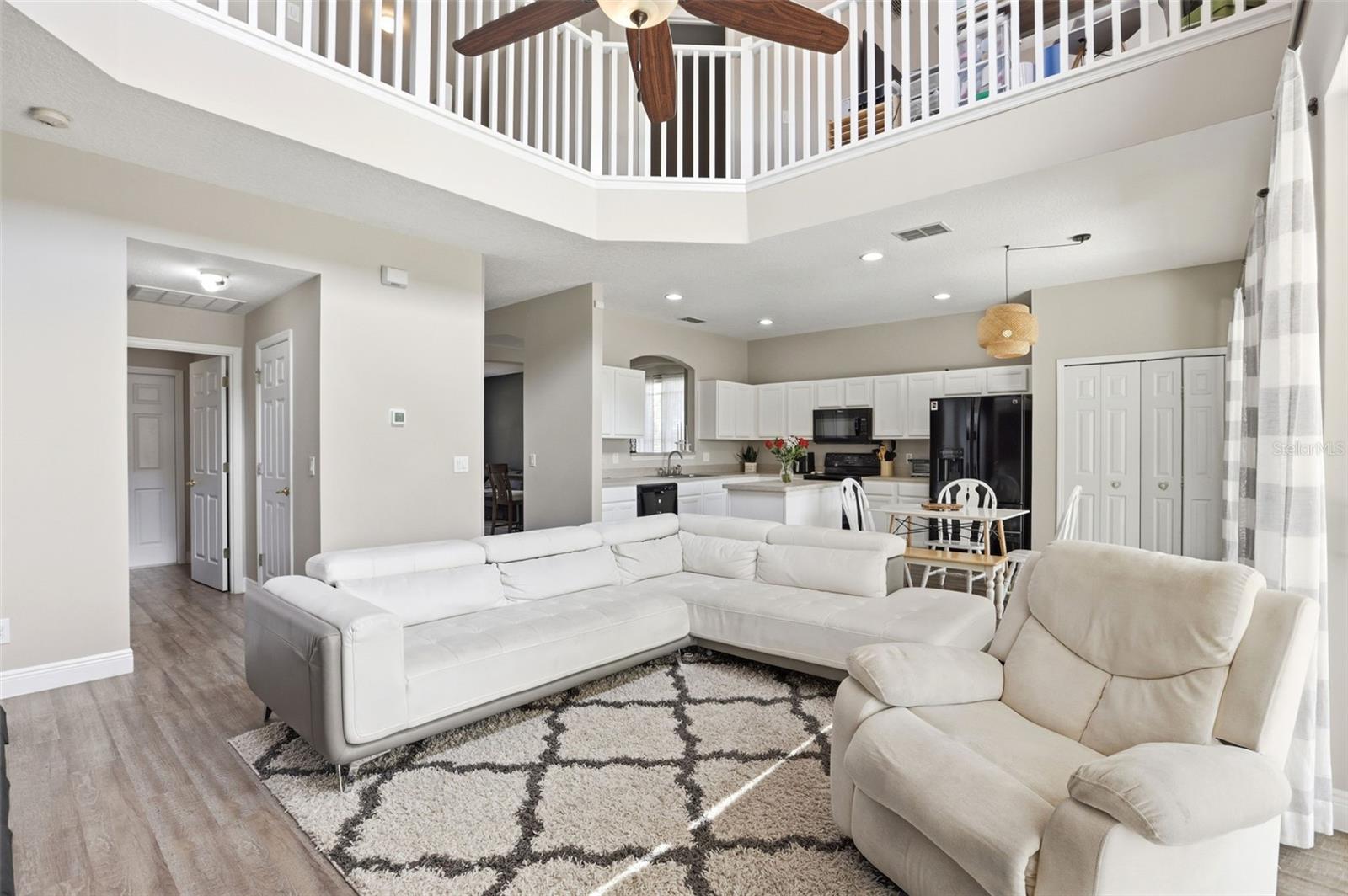 100 RUBINO DR, DAVENPORT, FL, 33837