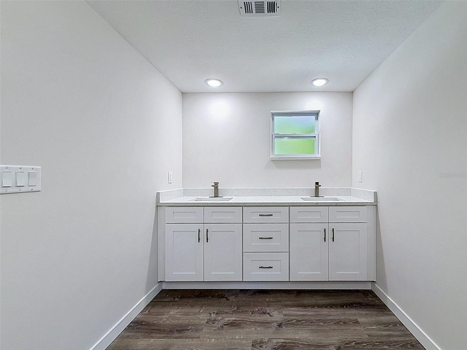 317 NE 13TH TER, CRYSTAL RIVER, FL, 34428