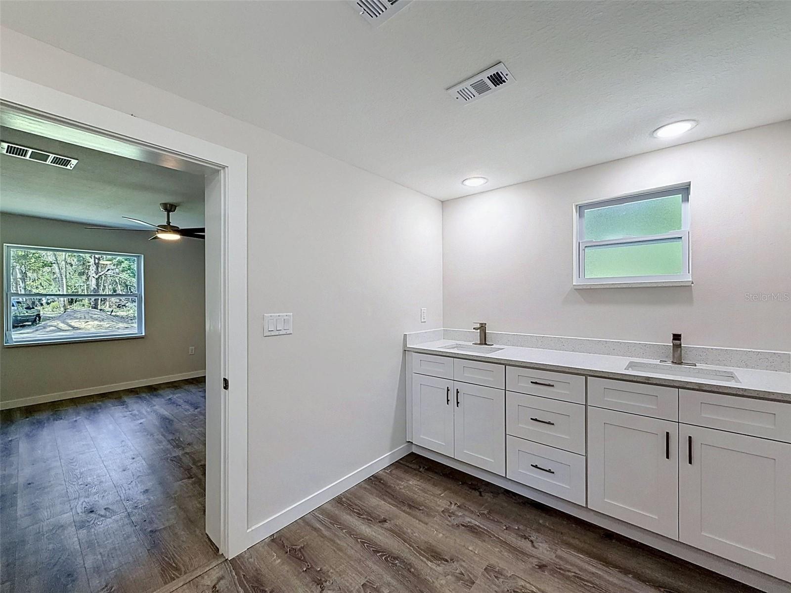 317 NE 13TH TER, CRYSTAL RIVER, FL, 34428