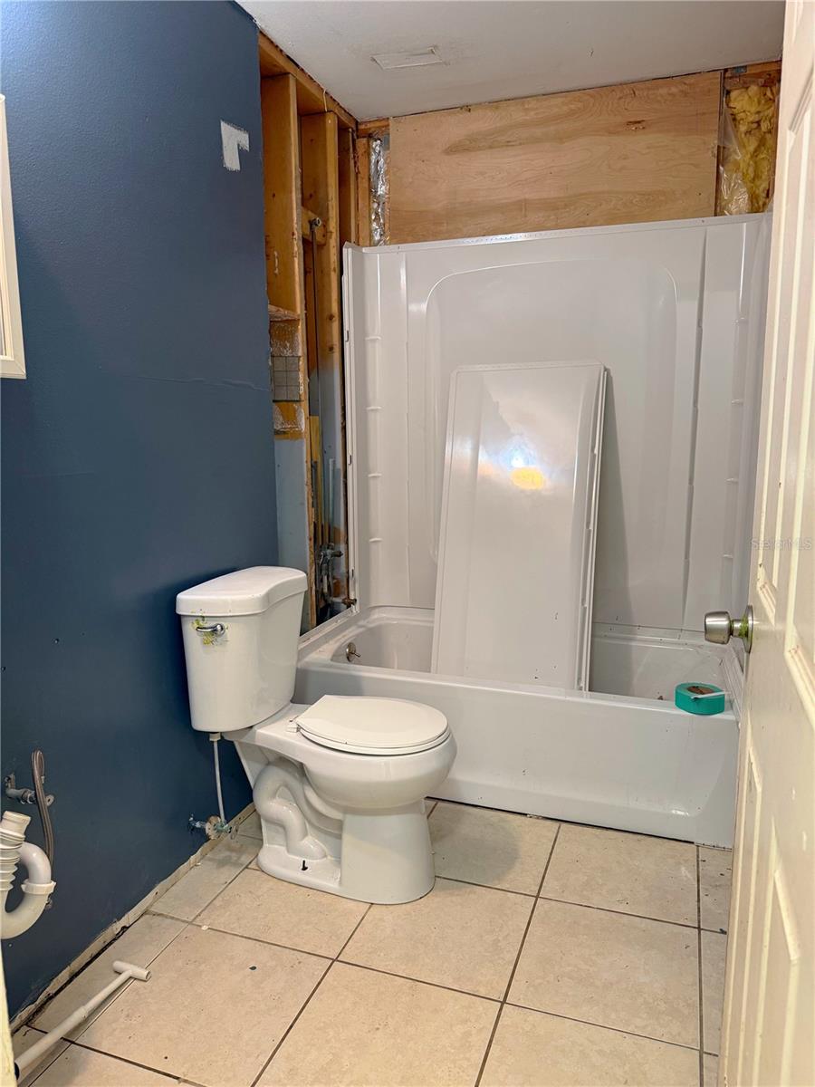 601 SAUDERS RD SE, PALM BAY, FL, 32909