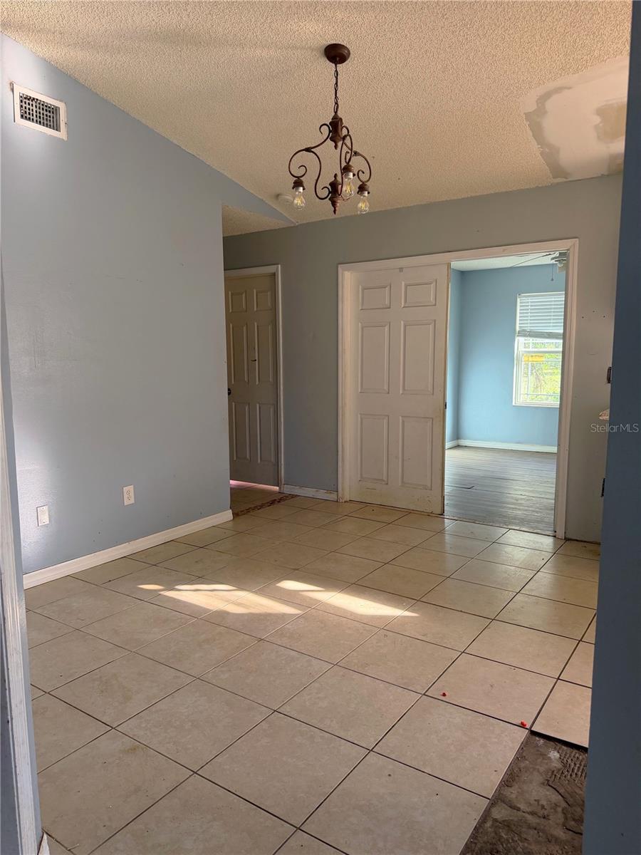 601 SAUDERS RD SE, PALM BAY, FL, 32909