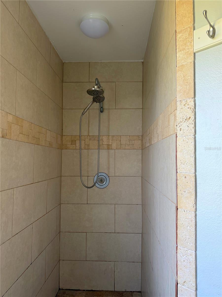 601 SAUDERS RD SE, PALM BAY, FL, 32909
