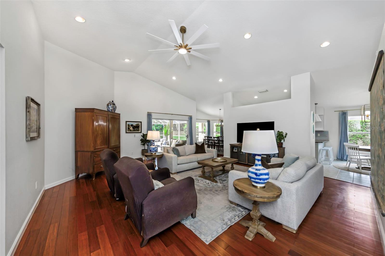 4604 PURPLE TIGER CT, LUTZ, FL, 33558