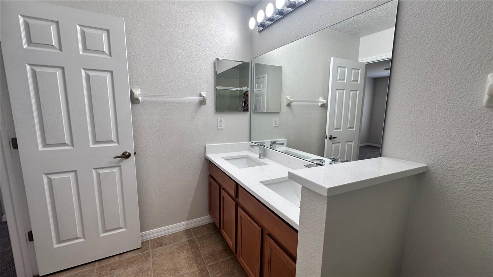 517 INTERLUDE LN #H-105, ORLANDO, FL, 32824