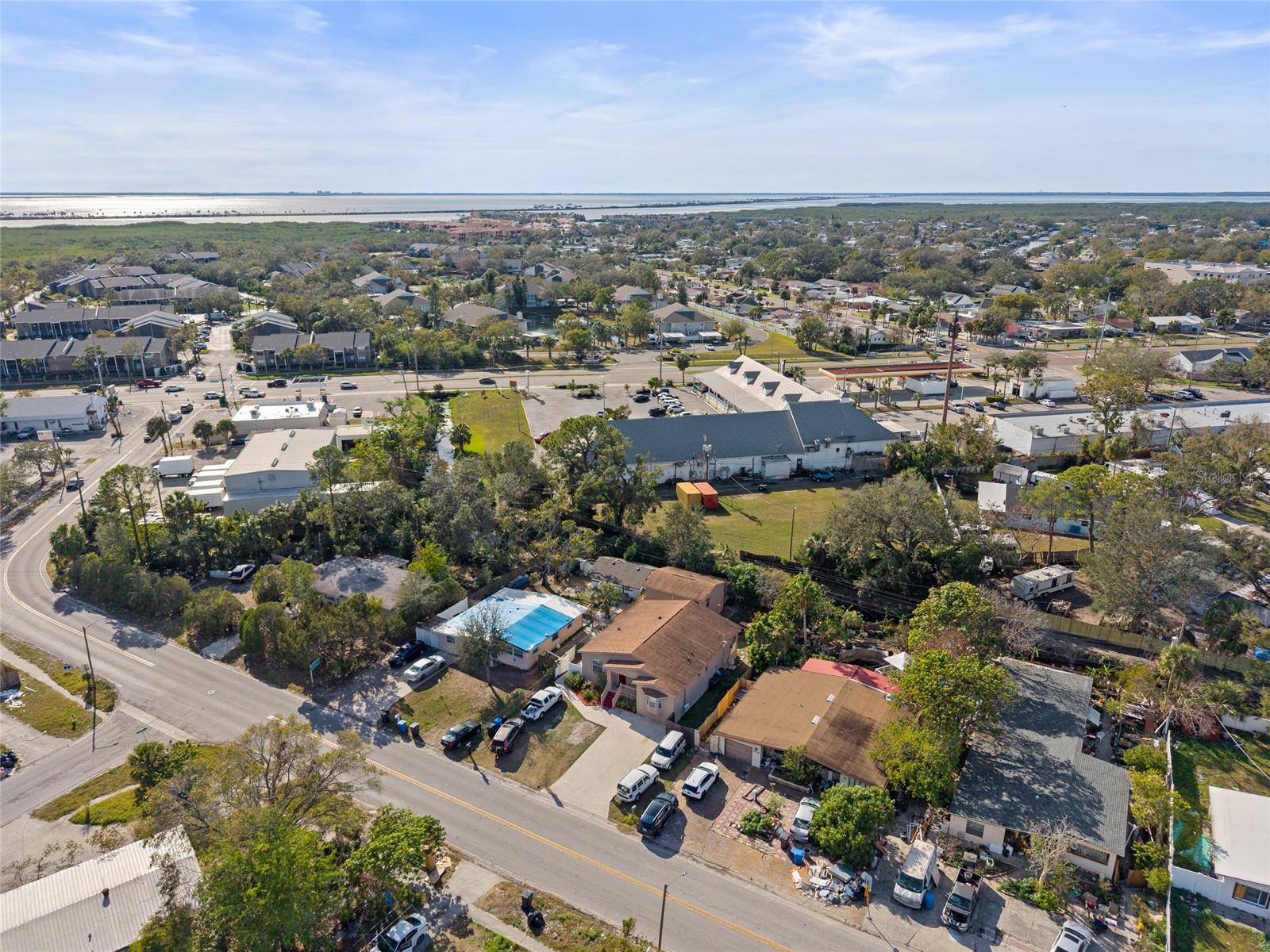 4704 TOWN N COUNTRY BLVD, TAMPA, FL, 33615