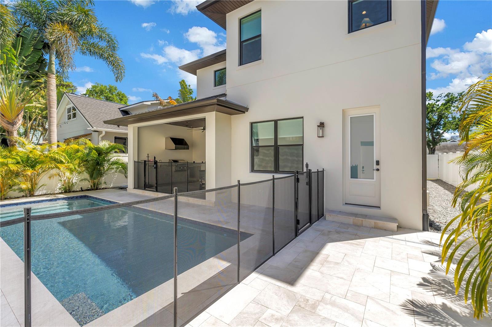 151 17TH AVE N, ST PETERSBURG, FL, 33704