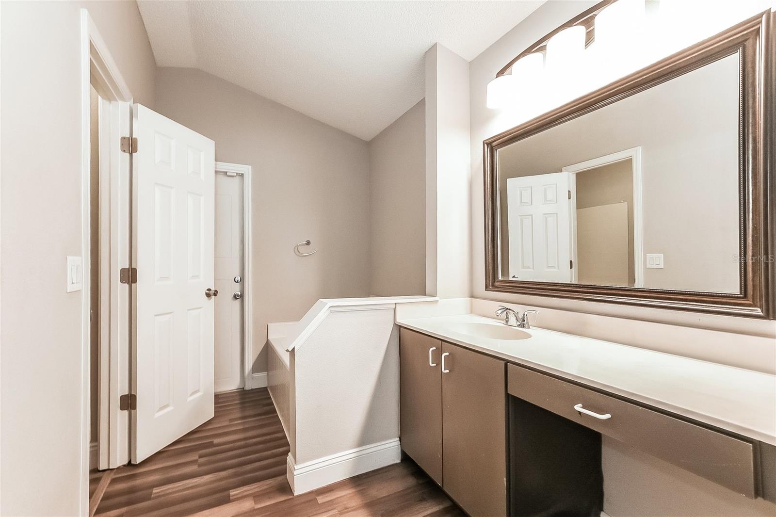 2823 ARBOUR TRAIL CT, DELTONA, FL, 32725