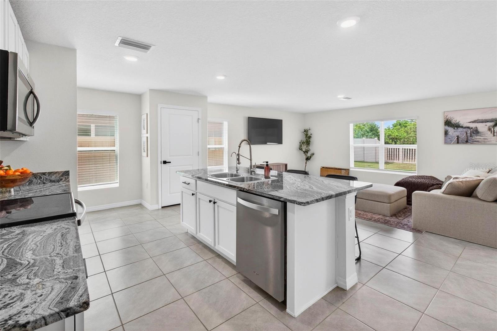 11465 STONE PINE ST, RIVERVIEW, FL, 33569