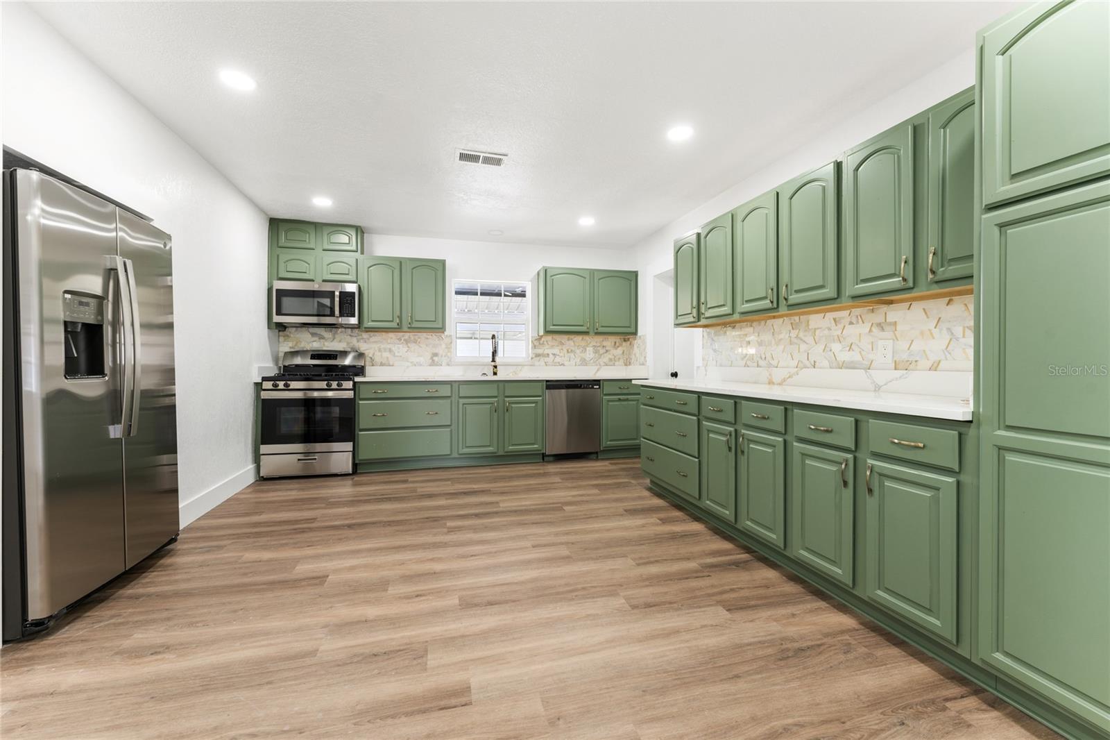 637 PASADENA AVE, LONGWOOD, FL, 32750