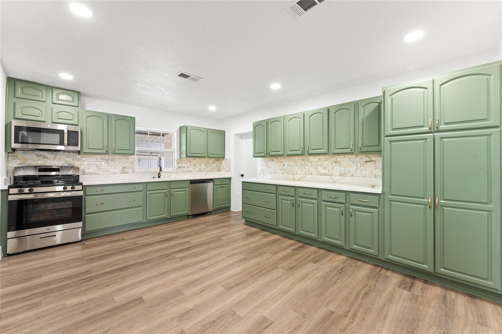 637 PASADENA AVE, LONGWOOD, FL, 32750