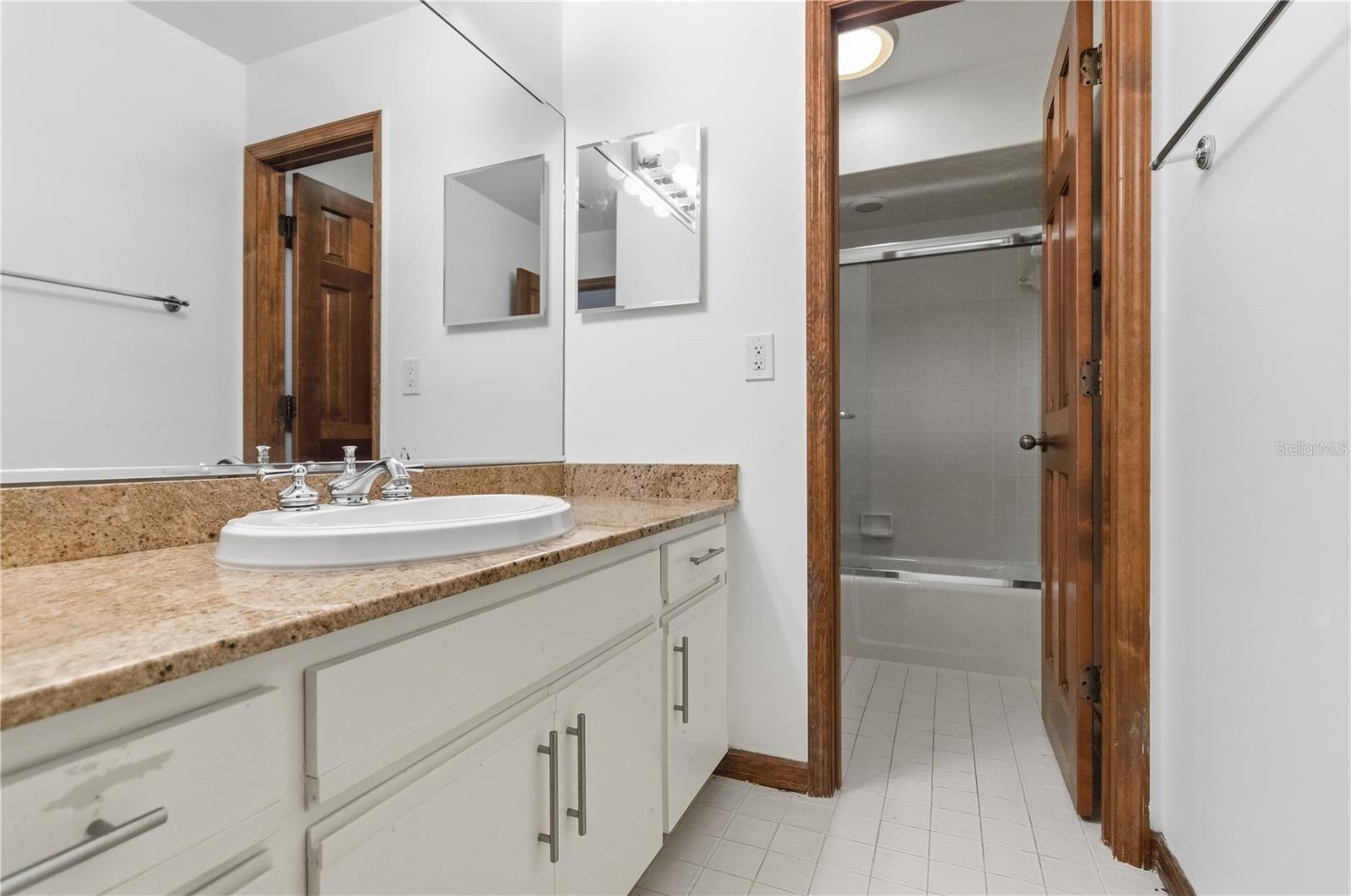 3837 TORREY PINES BLVD, SARASOTA, FL, 34238