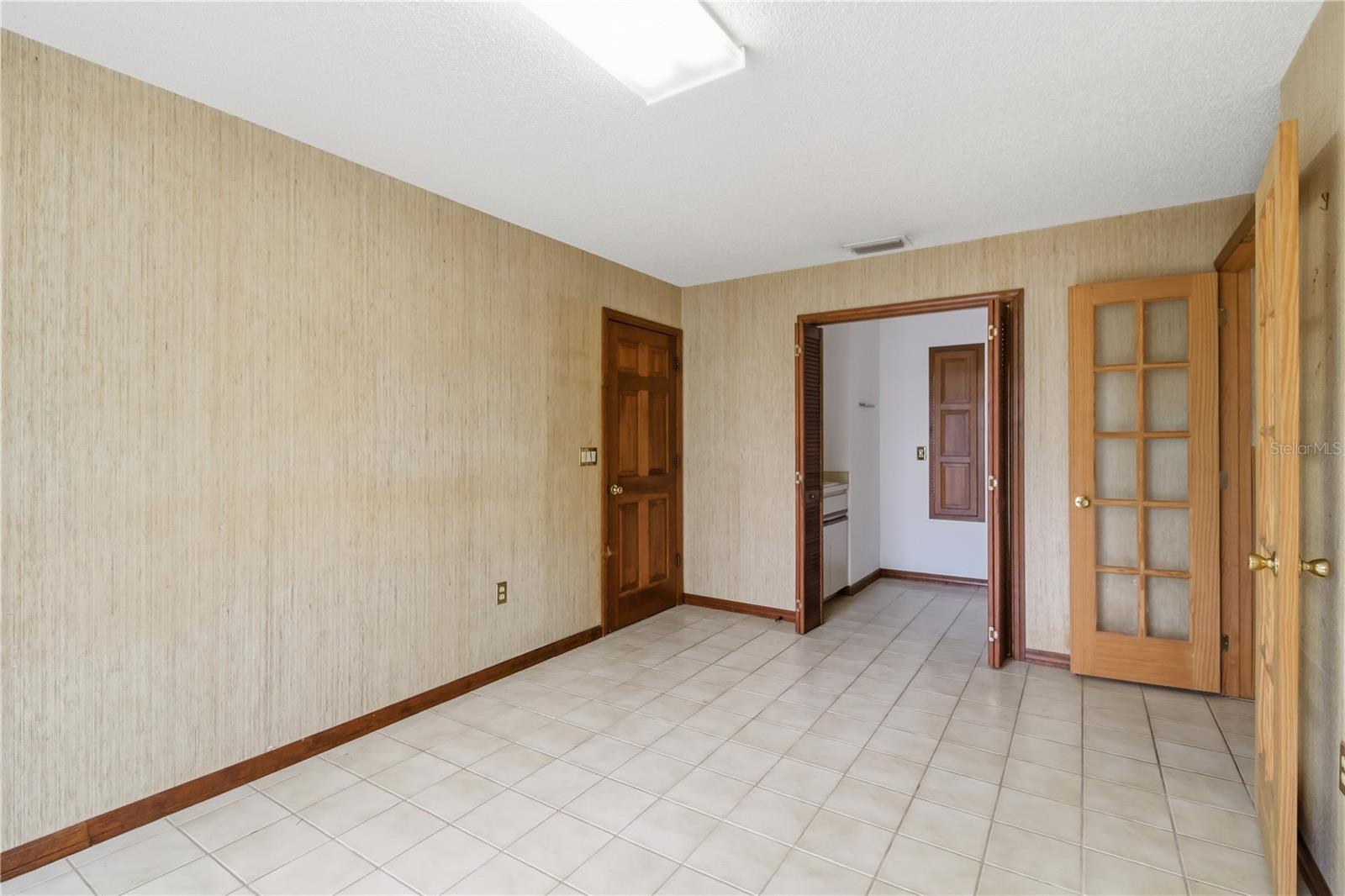 3837 TORREY PINES BLVD, SARASOTA, FL, 34238