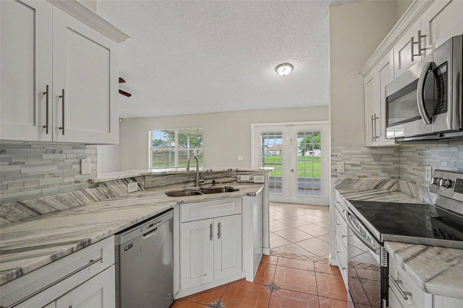 821 JARNAC DR, KISSIMMEE, FL, 34759