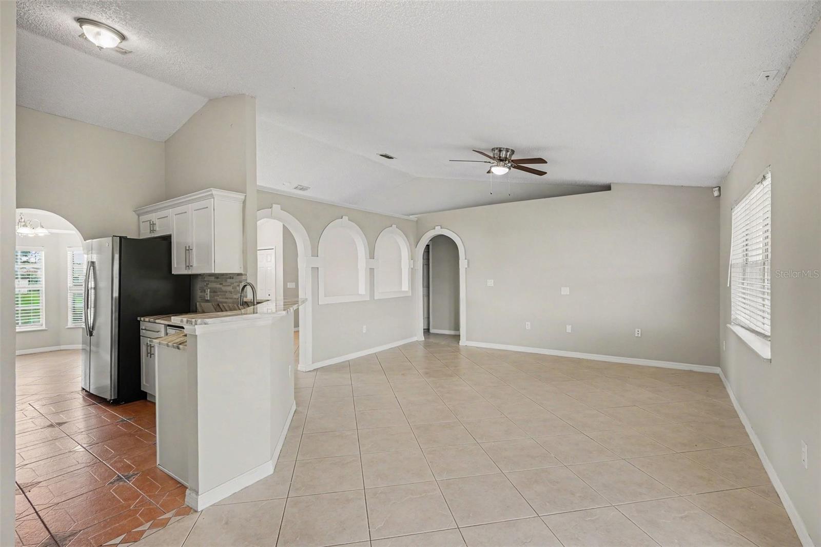 821 JARNAC DR, KISSIMMEE, FL, 34759