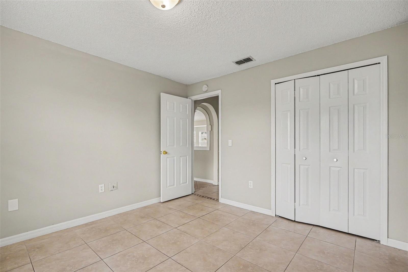 821 JARNAC DR, KISSIMMEE, FL, 34759