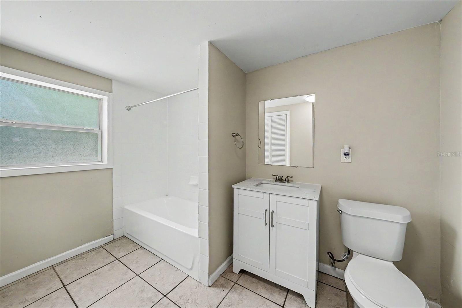 10209 N 28TH ST, TAMPA, FL, 33612