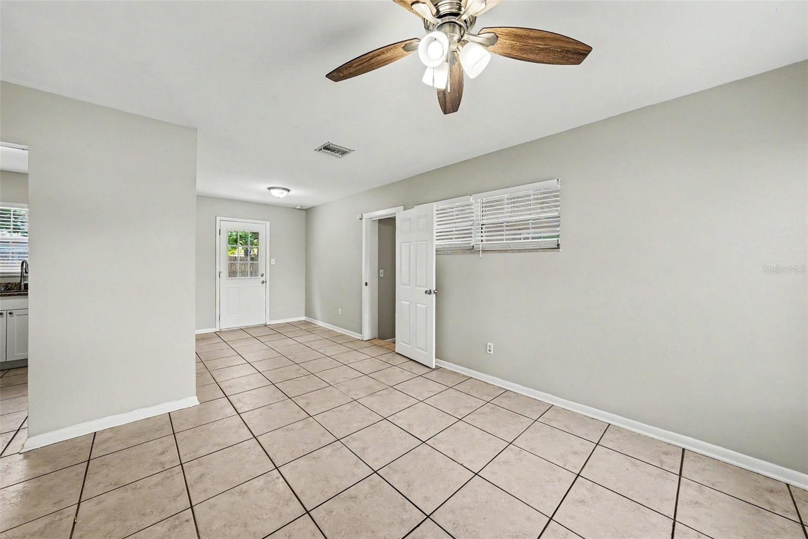 10209 N 28TH ST, TAMPA, FL, 33612