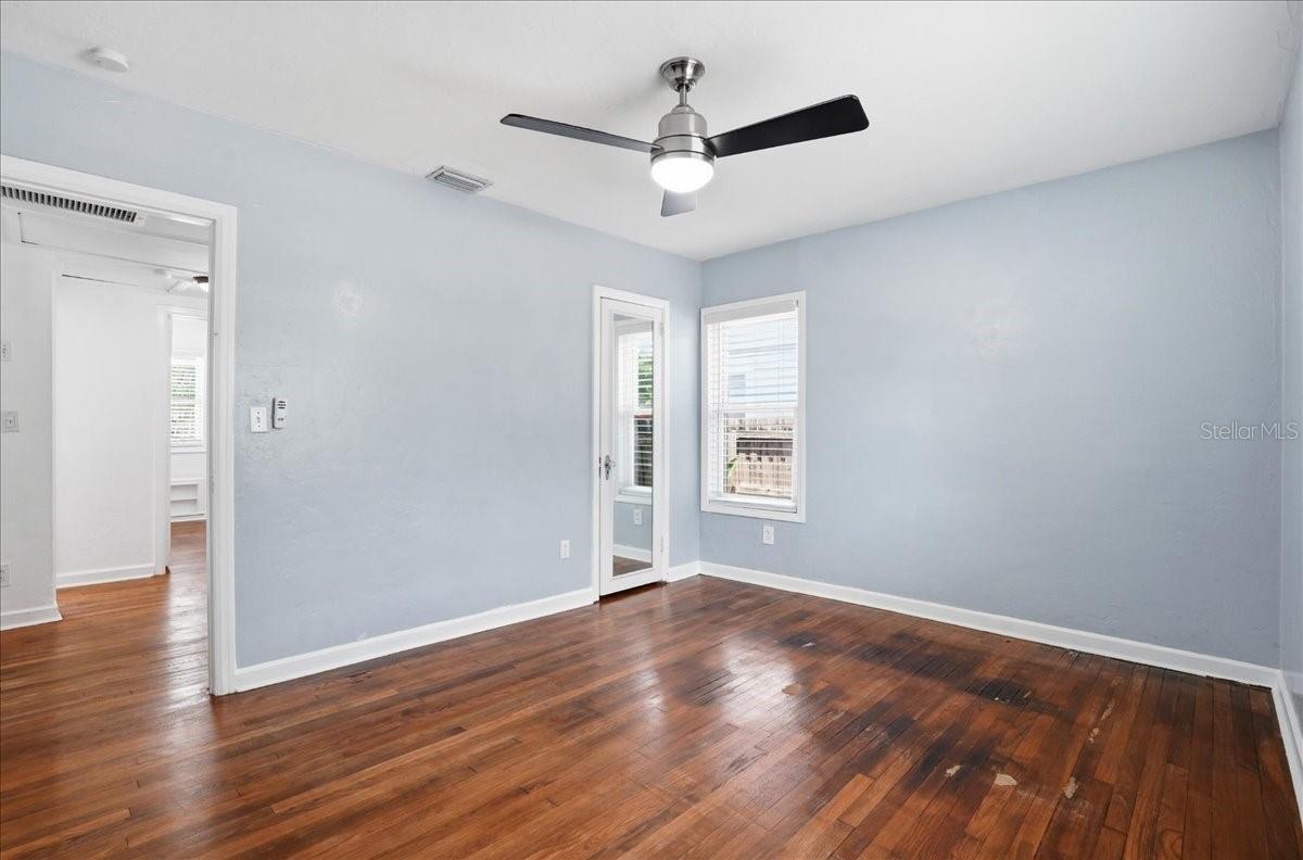 3145 8TH AVE N, ST PETERSBURG, FL, 33713