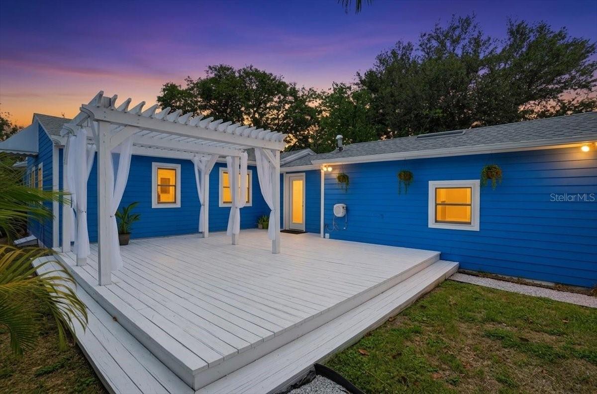 3145 8TH AVE N, ST PETERSBURG, FL, 33713