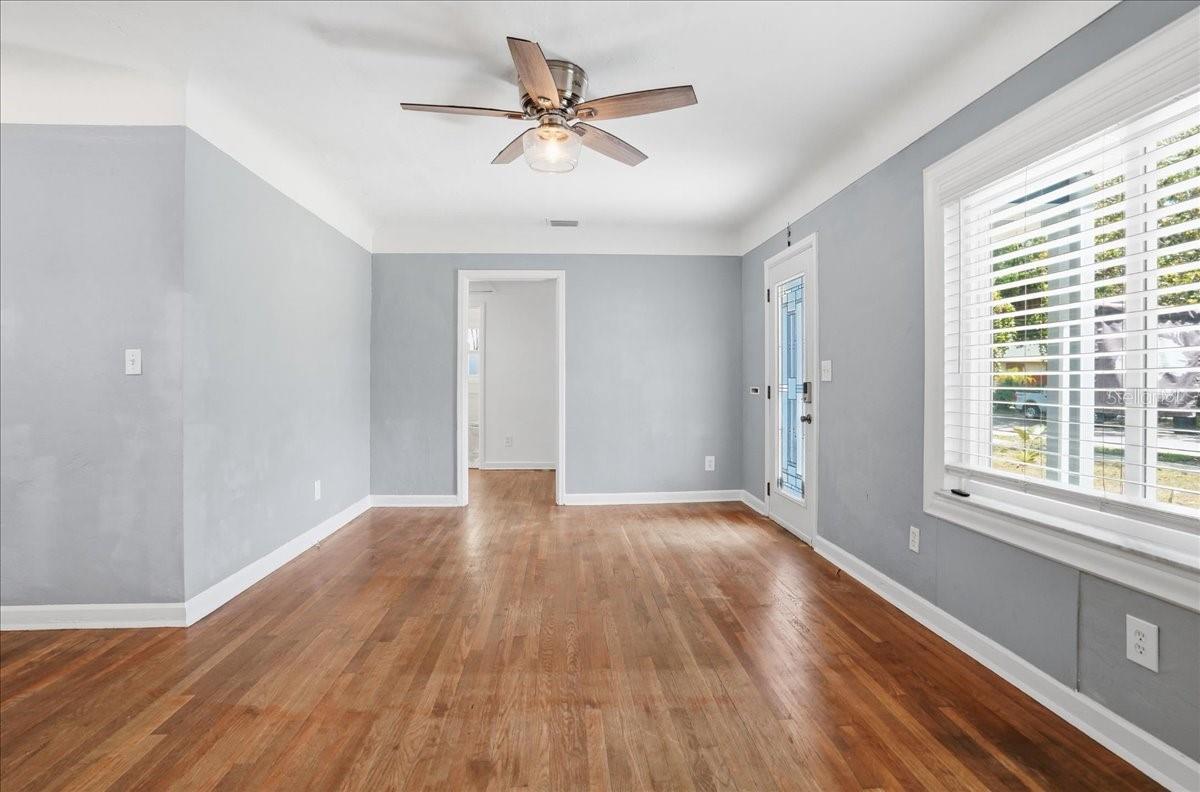 3145 8TH AVE N, ST PETERSBURG, FL, 33713