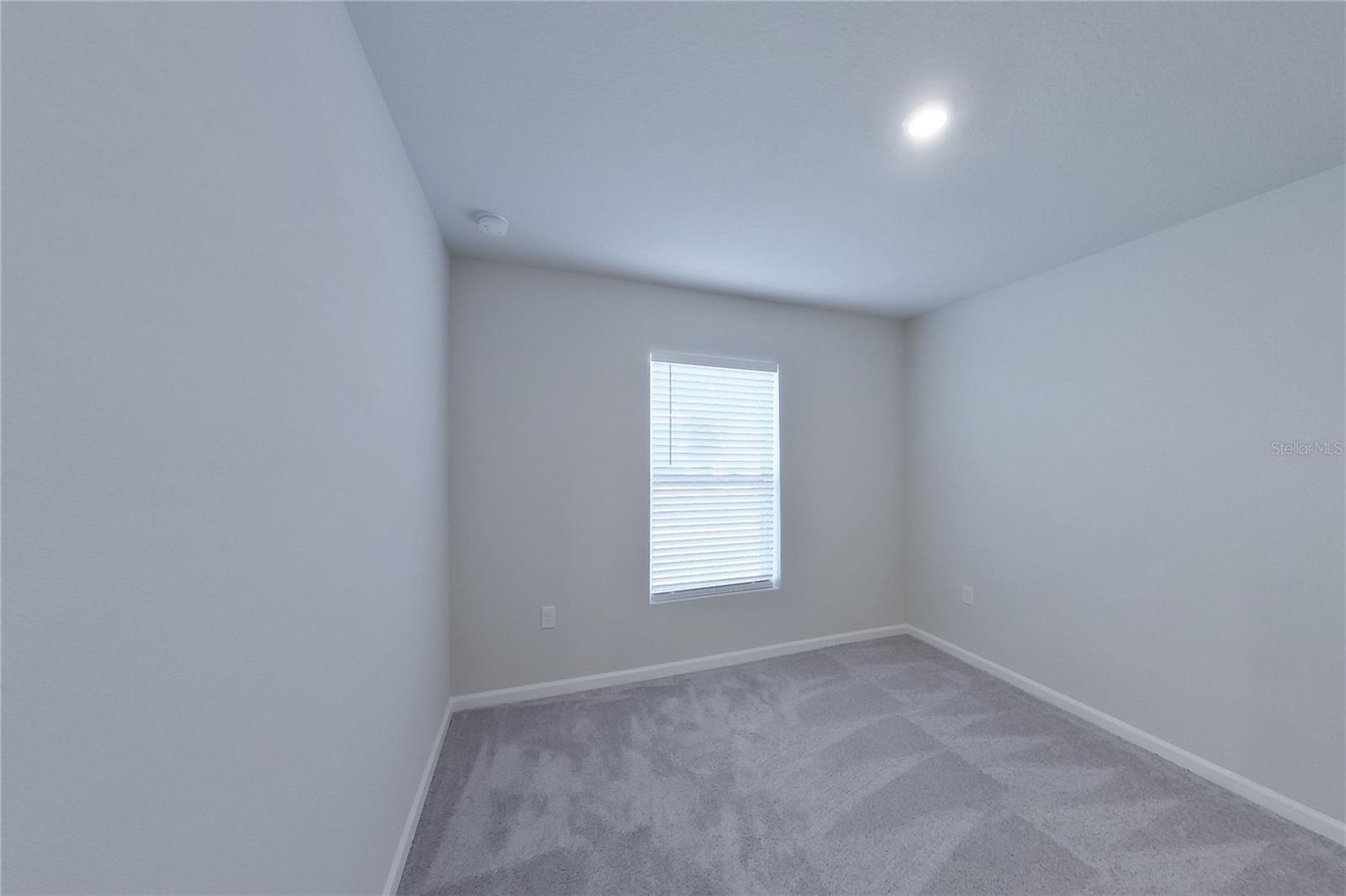 1729 NEBRASKA LOOP, SUMTERVILLE, FL, 33585