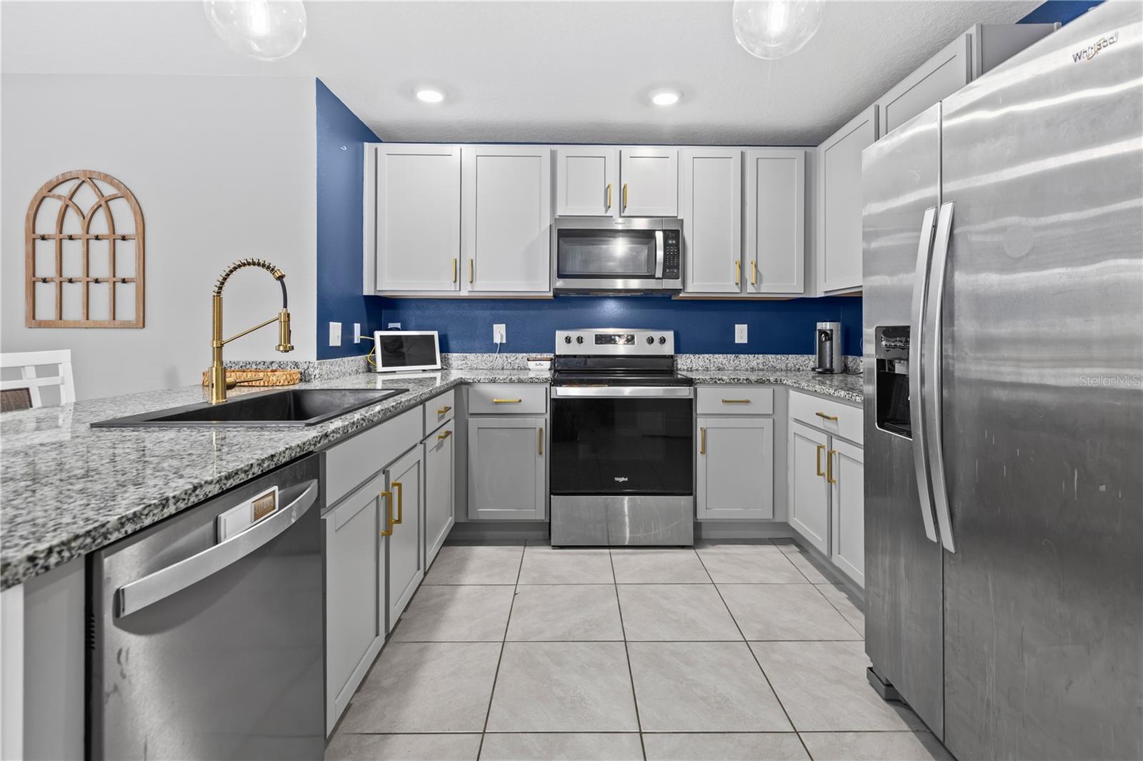 10113 CHARLOTTE DR, PARRISH, FL, 34219