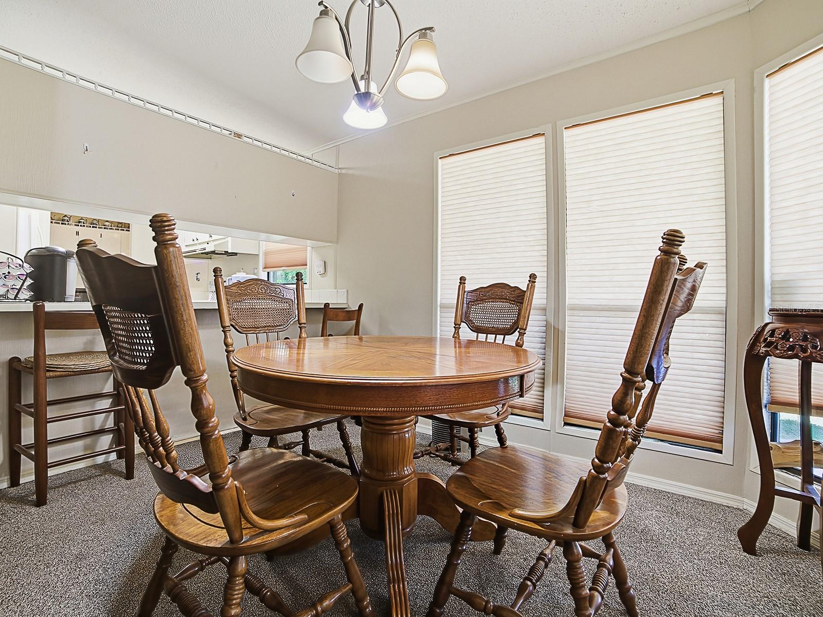 320 WESTWOOD DR, LEESBURG, FL, 34748