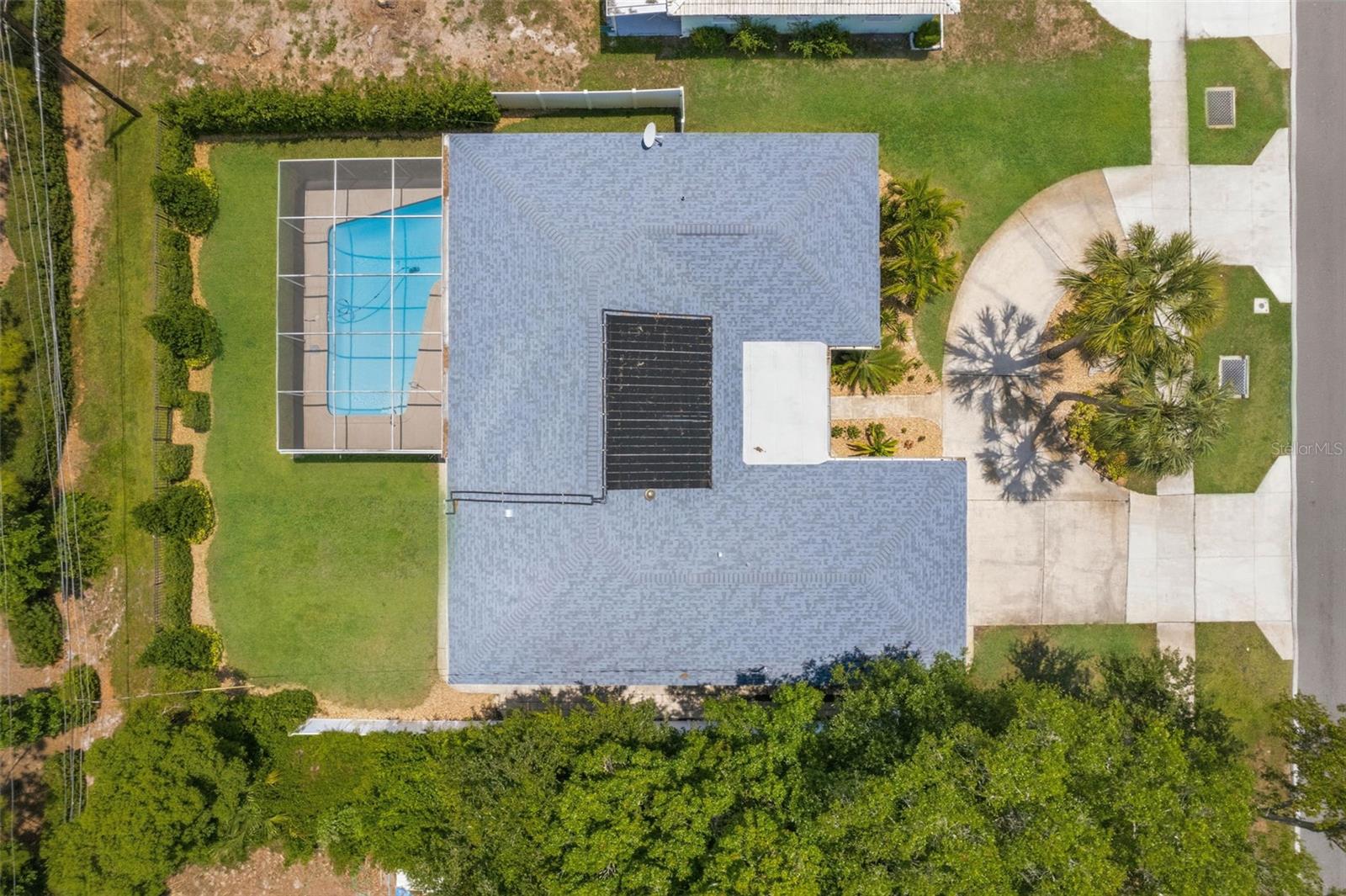 656 MEHLENBACHER RD, BELLEAIR, FL, 33756