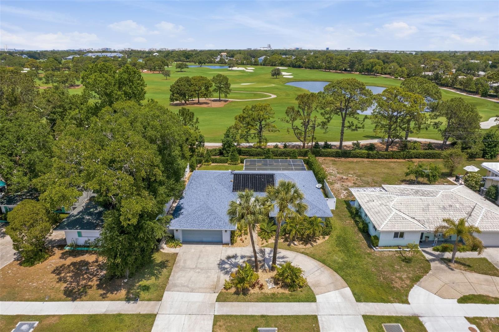 656 MEHLENBACHER RD, BELLEAIR, FL, 33756