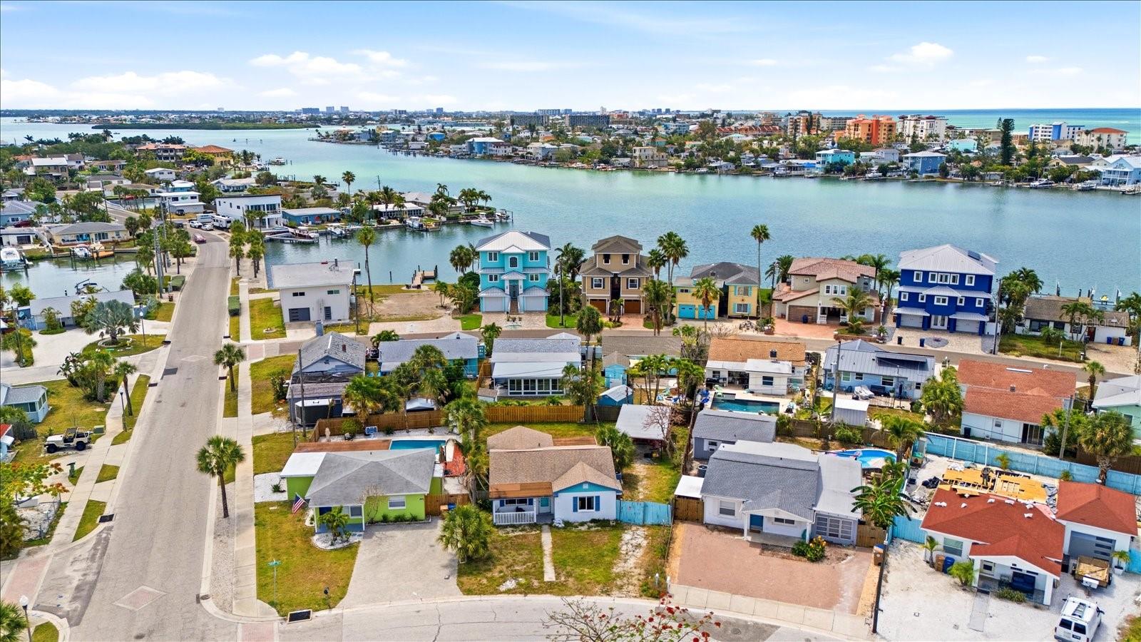 451 VIRGINIA AVE, MADEIRA BEACH, FL, 33708