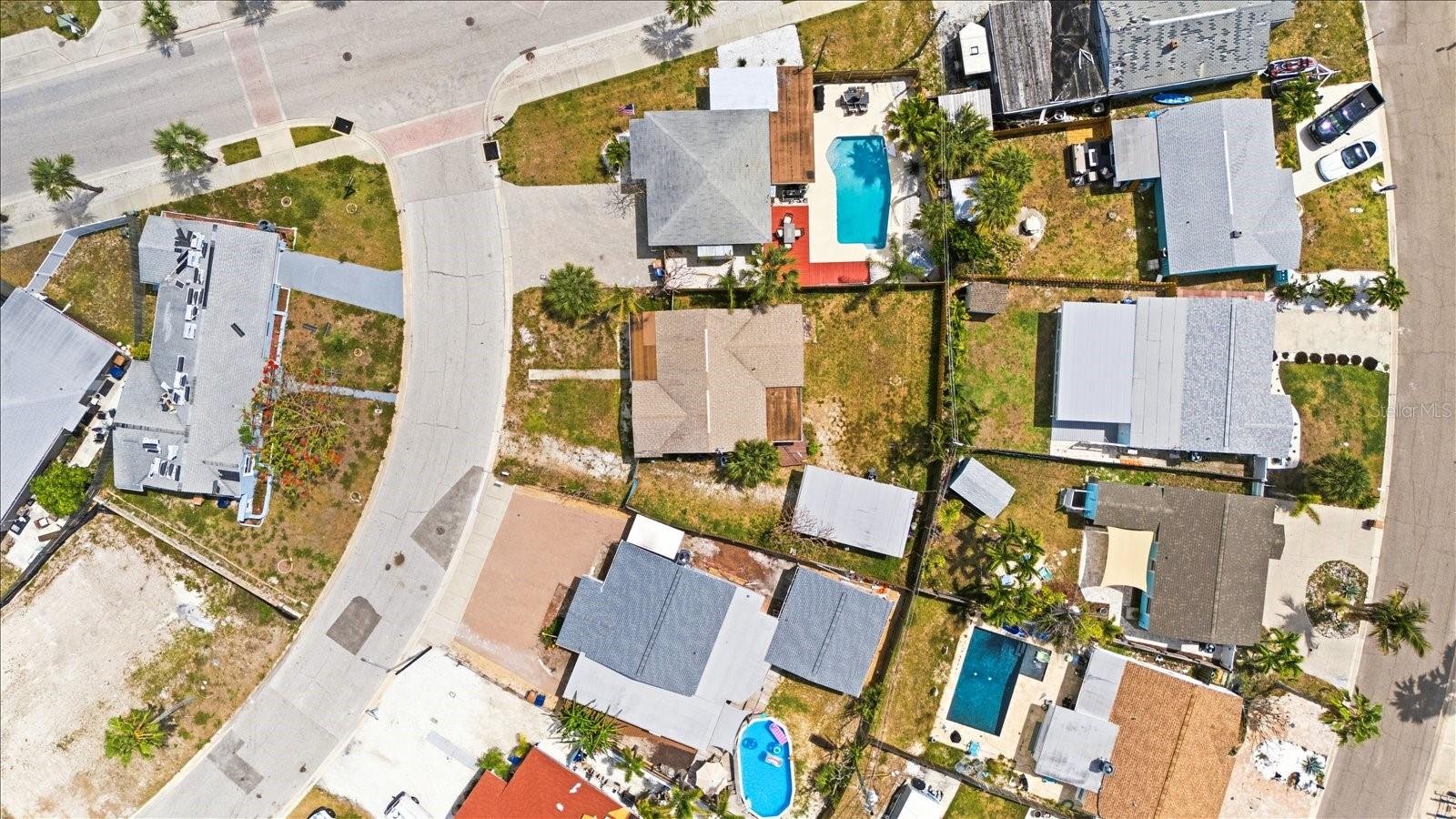 451 VIRGINIA AVE, MADEIRA BEACH, FL, 33708