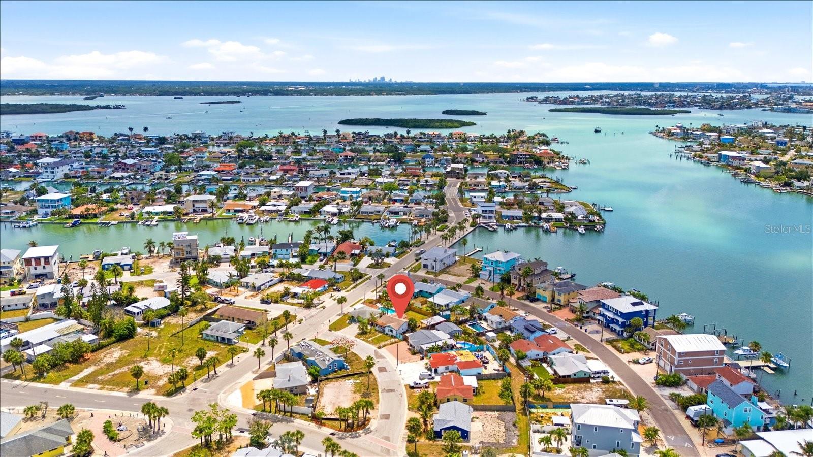 451 VIRGINIA AVE, MADEIRA BEACH, FL, 33708