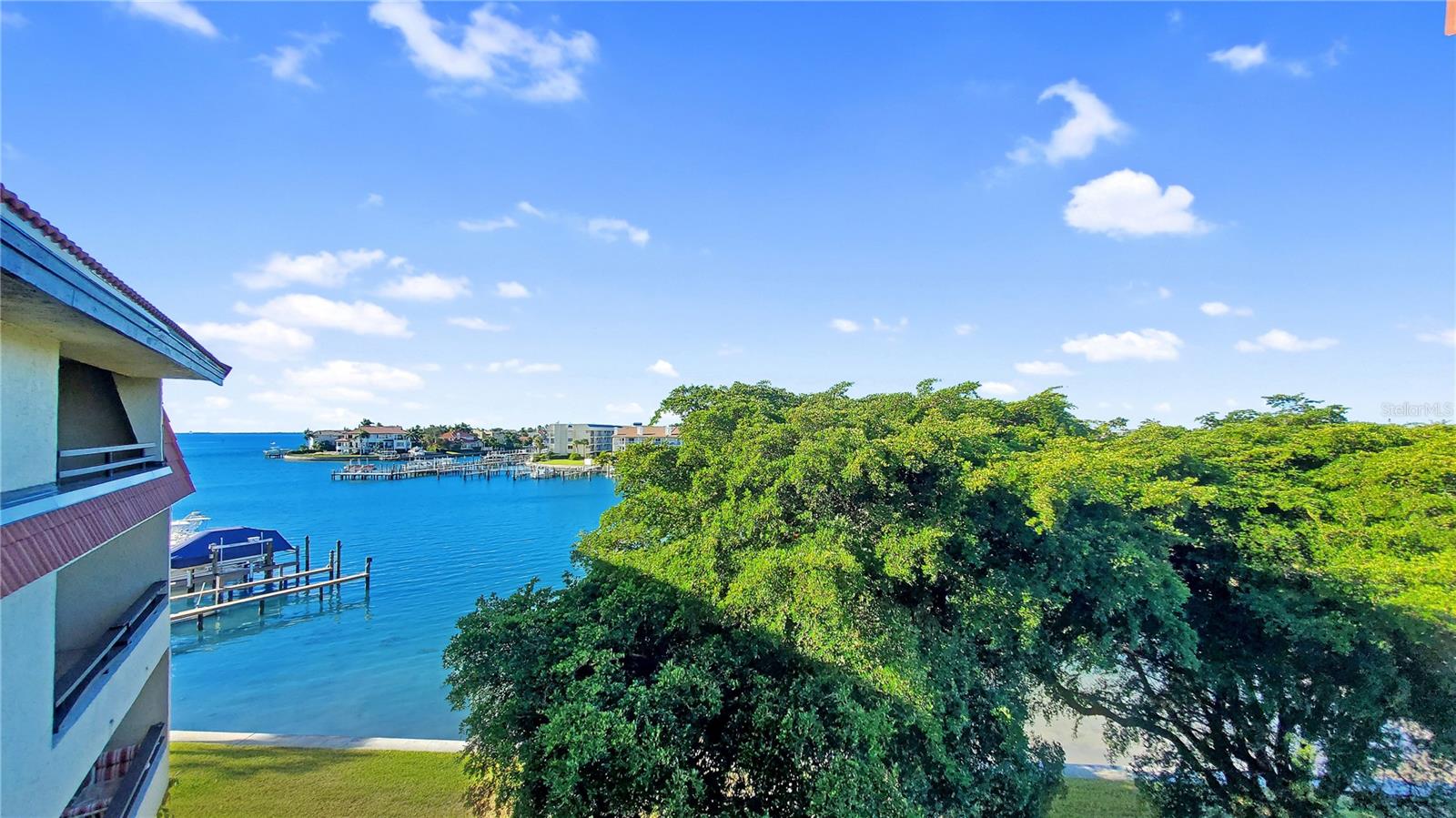 106 1ST ST E #311, TIERRA VERDE, FL, 33715