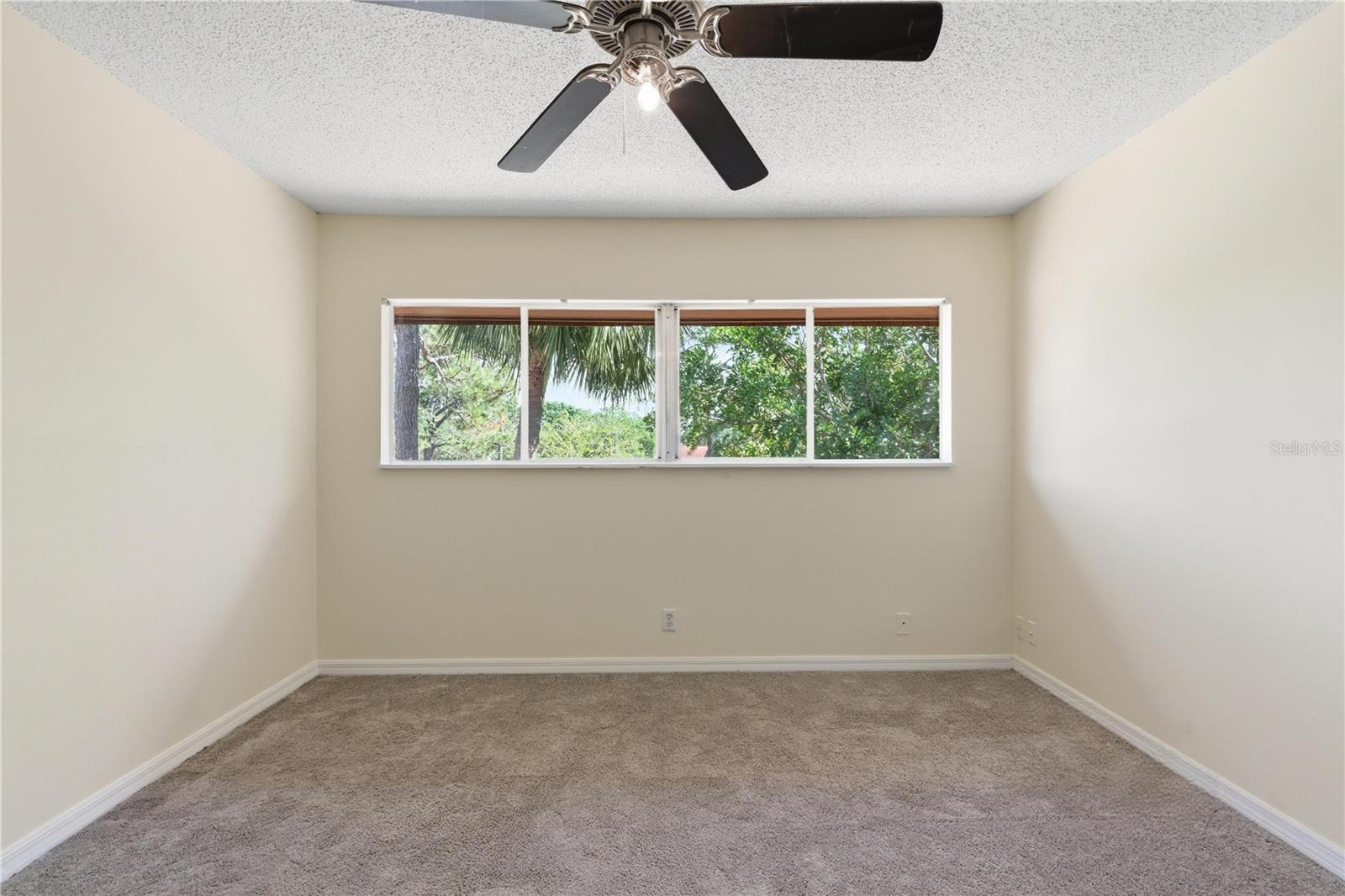 2058 SUNSET POINT RD #15, CLEARWATER, FL, 33765
