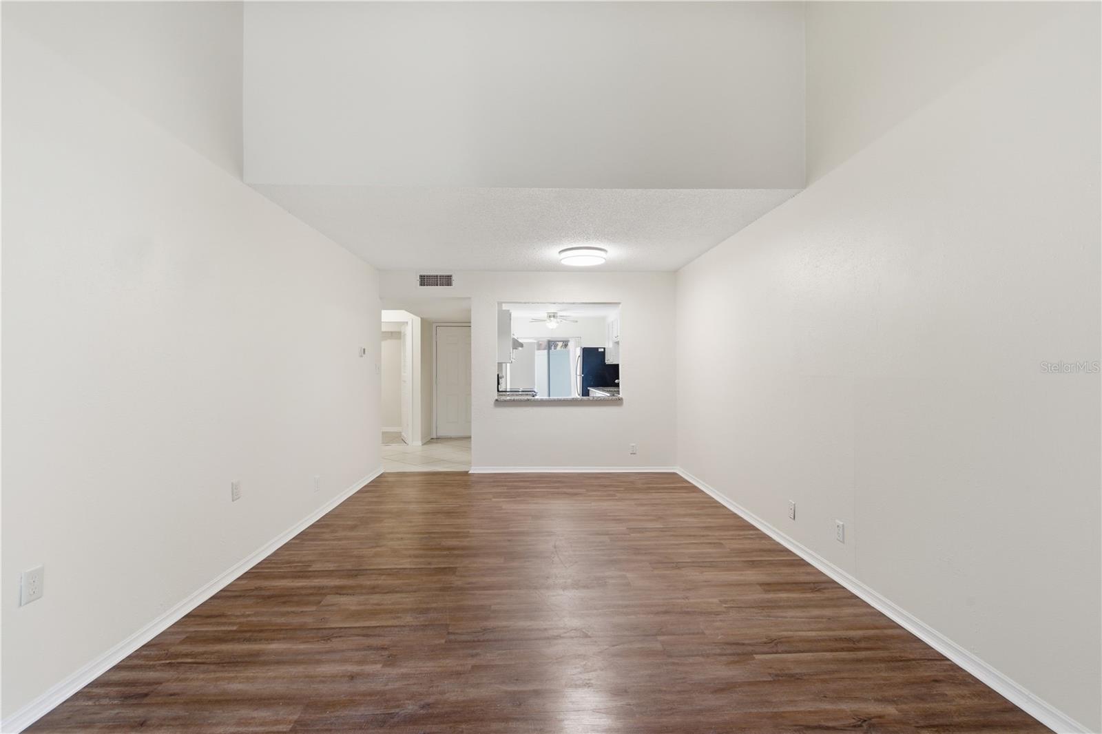2058 SUNSET POINT RD #15, CLEARWATER, FL, 33765