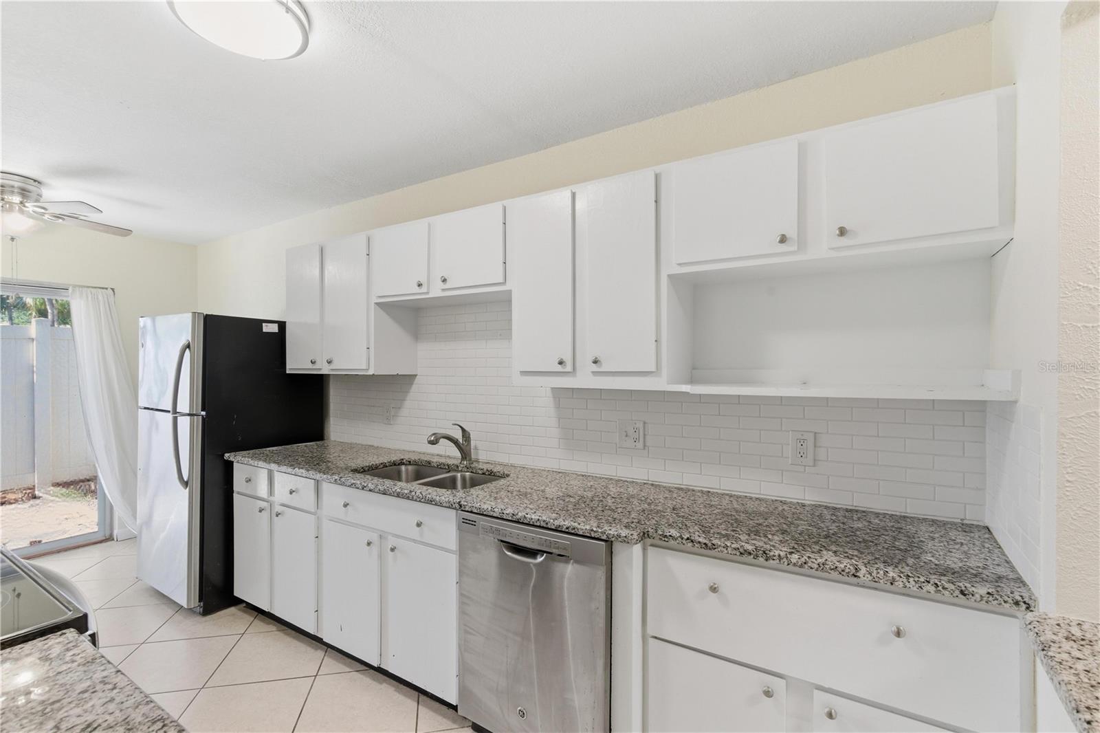 2058 SUNSET POINT RD #15, CLEARWATER, FL, 33765