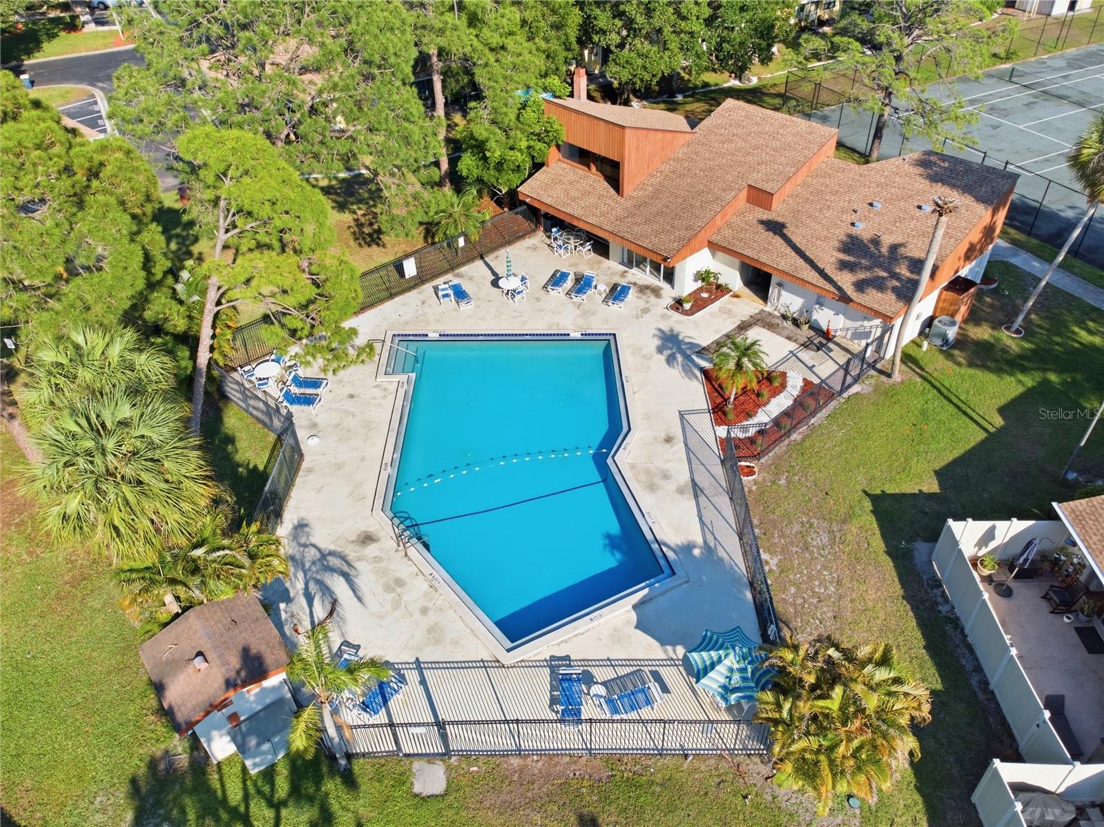 2058 SUNSET POINT RD #15, CLEARWATER, FL, 33765