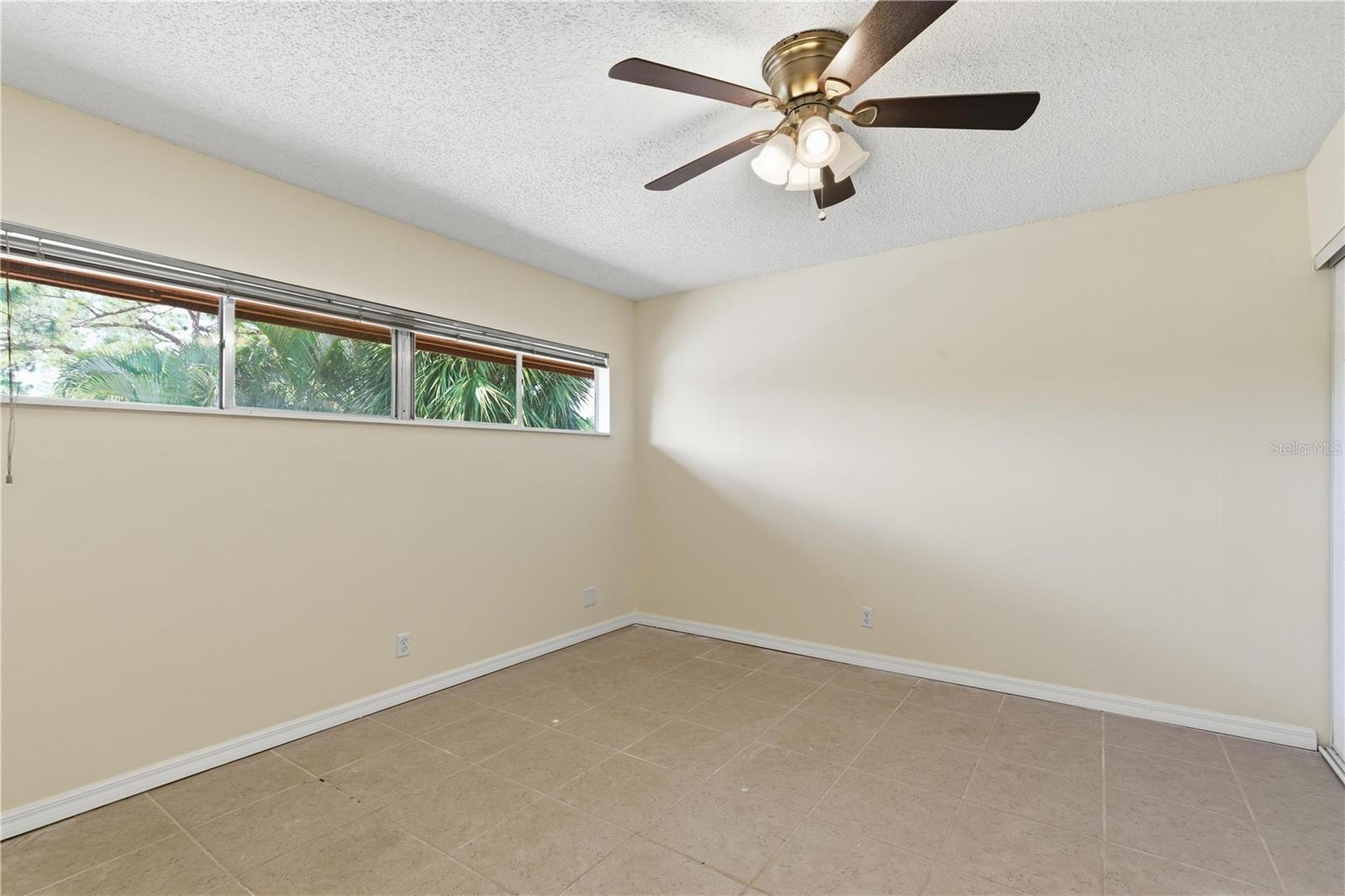 2058 SUNSET POINT RD #15, CLEARWATER, FL, 33765