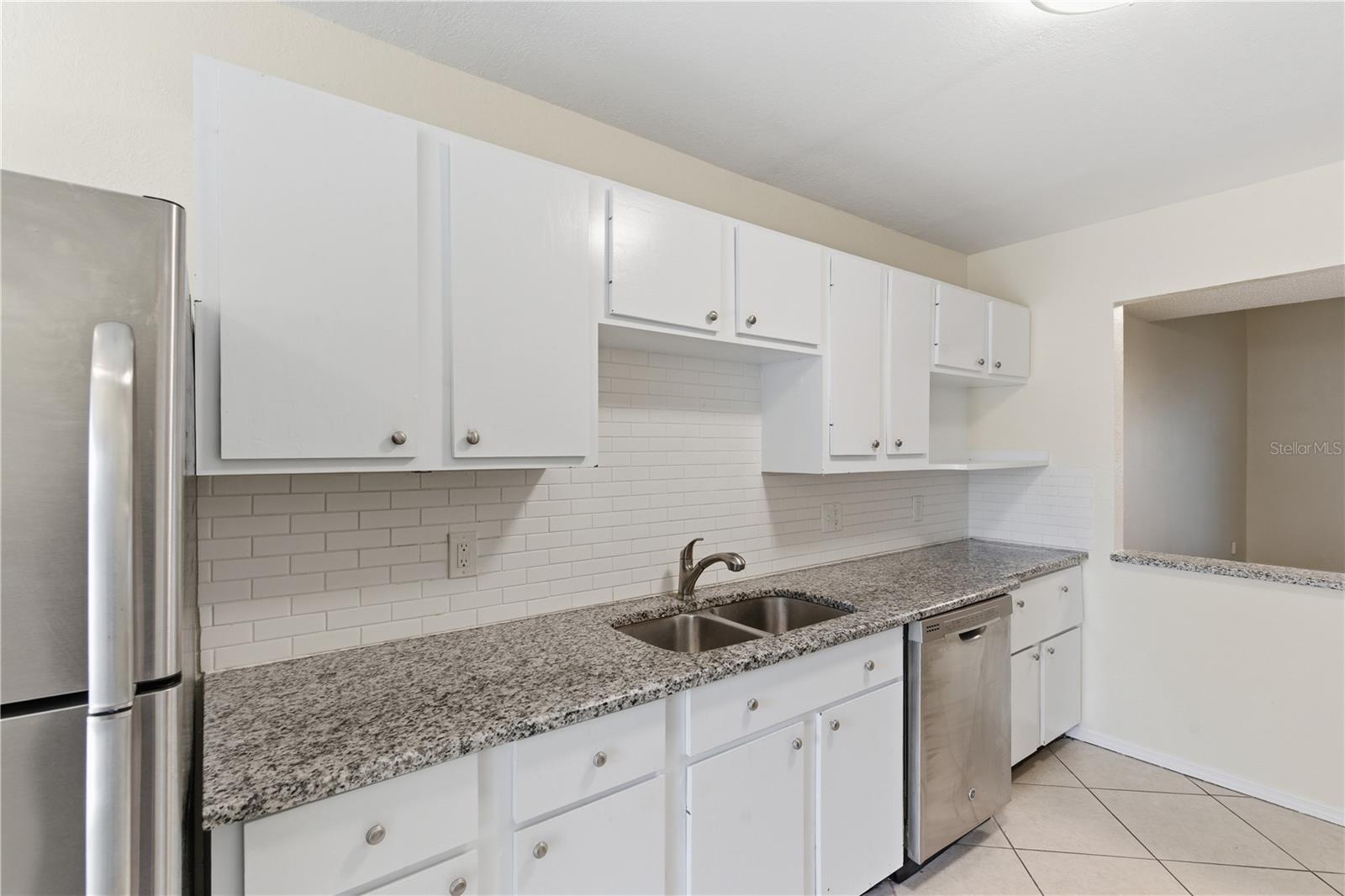 2058 SUNSET POINT RD #15, CLEARWATER, FL, 33765