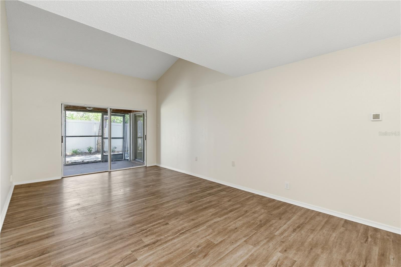 2058 SUNSET POINT RD #15, CLEARWATER, FL, 33765