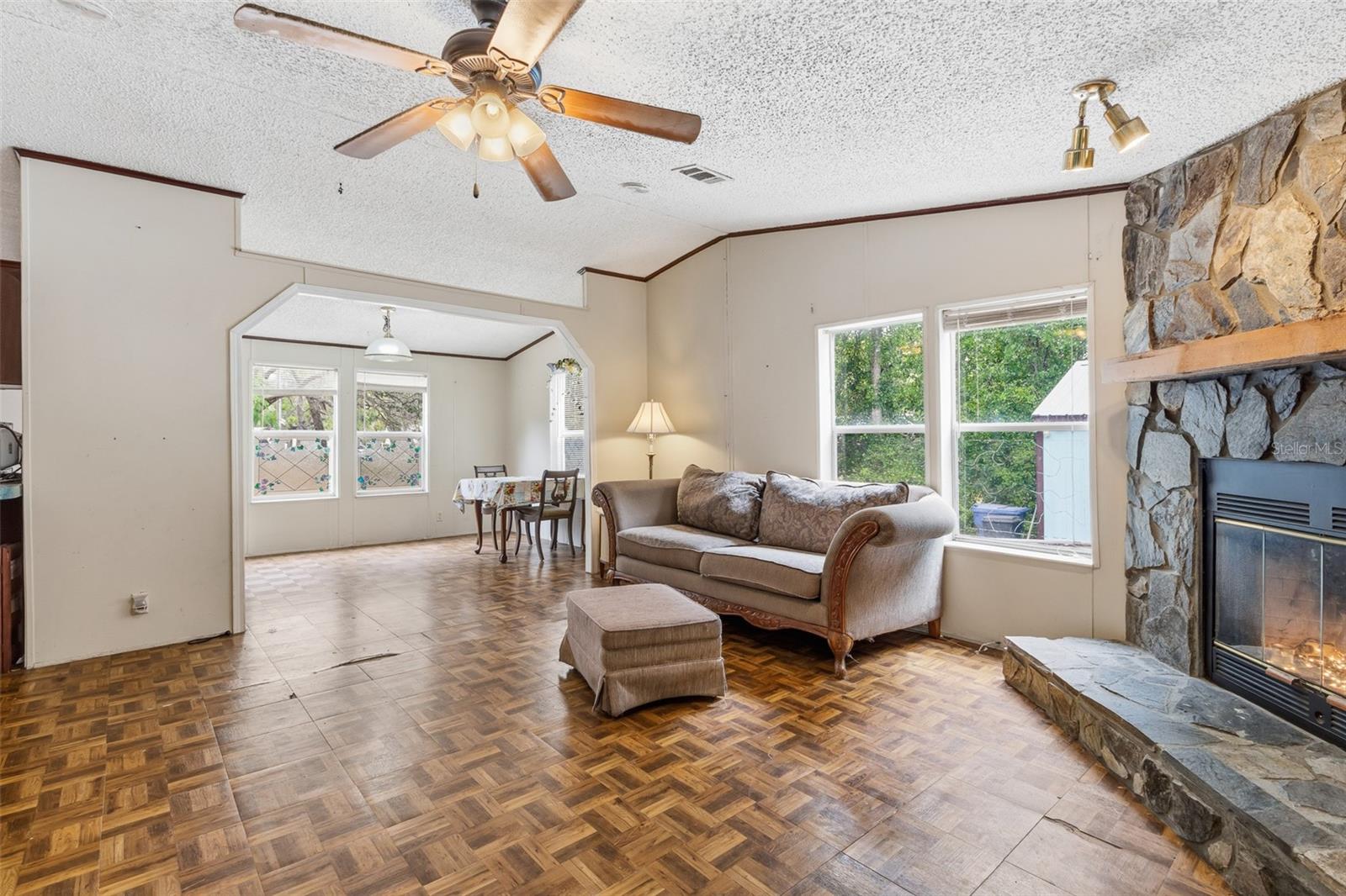 8186 E WINDSONG ST, FLORAL CITY, FL, 34436