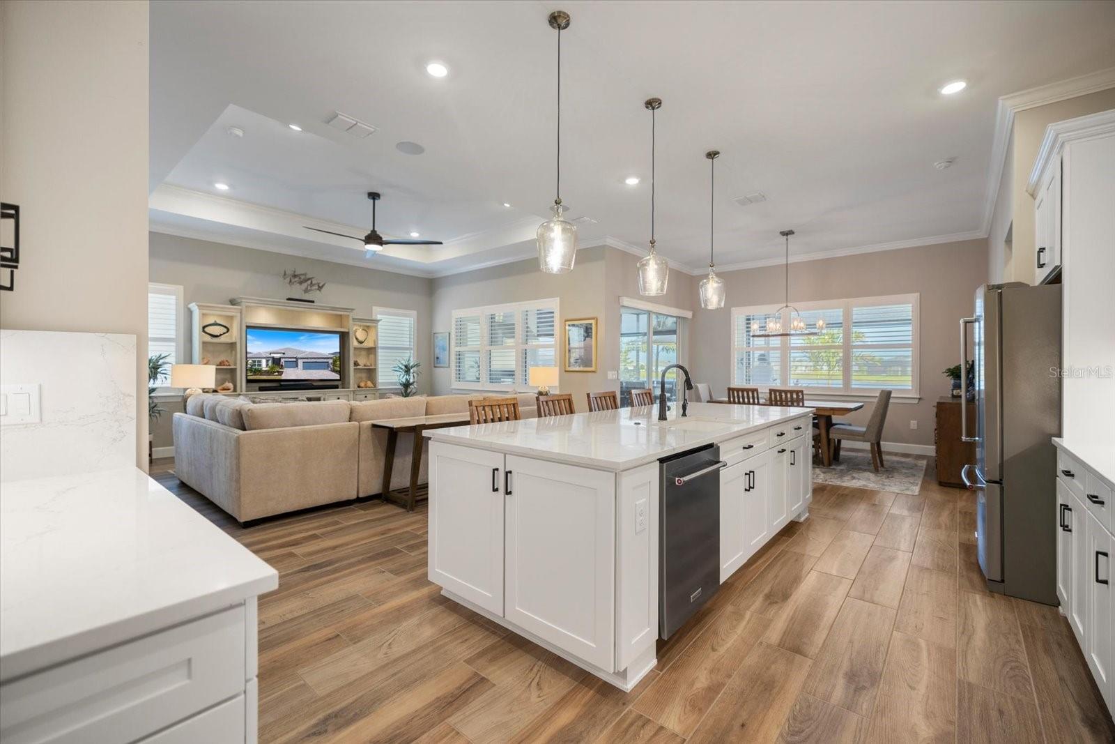 10333 BLUE RUNNER DR, ENGLEWOOD, FL, 34223