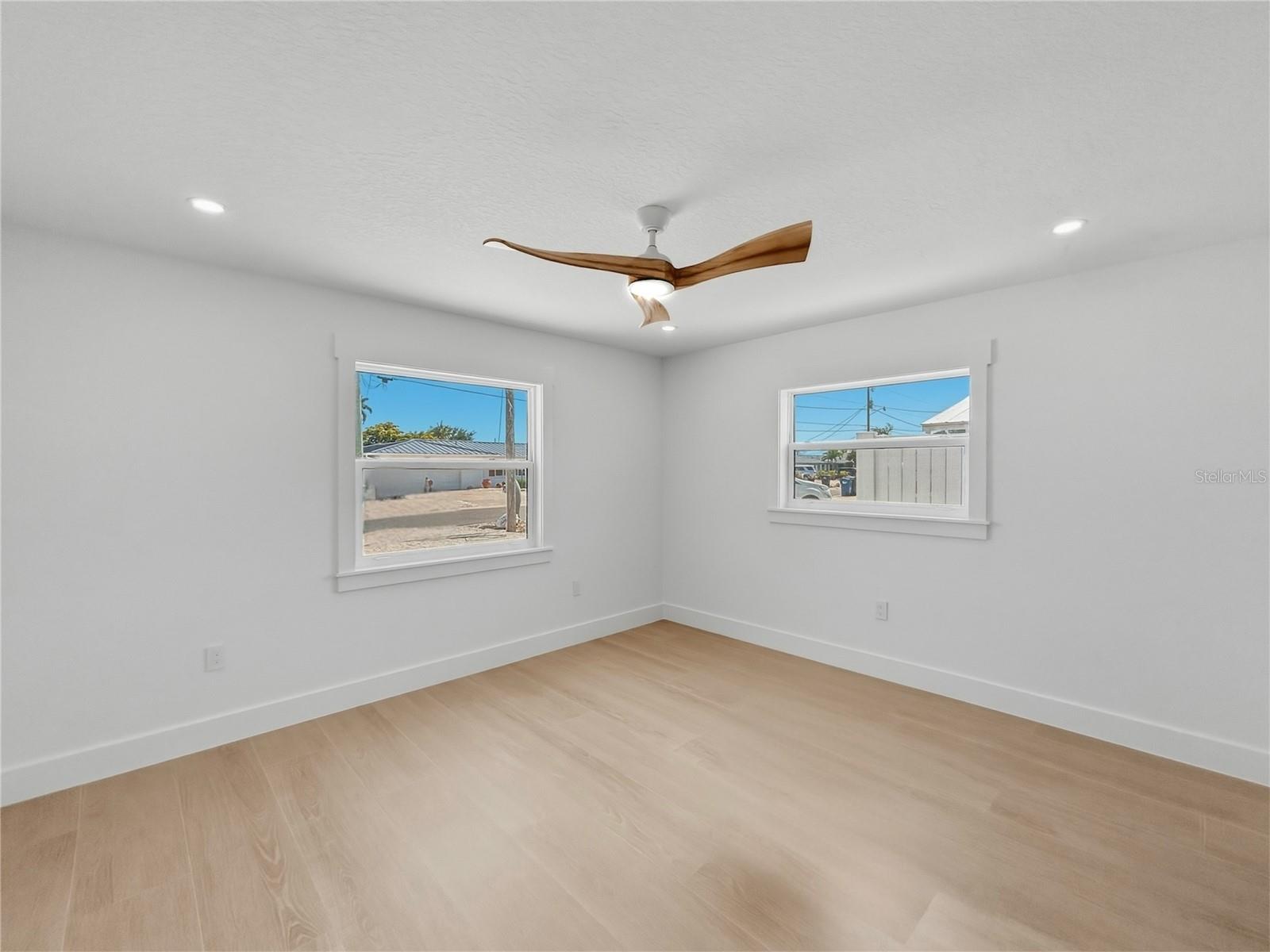 10304 KINGFISHER RD W, BRADENTON, FL, 34209