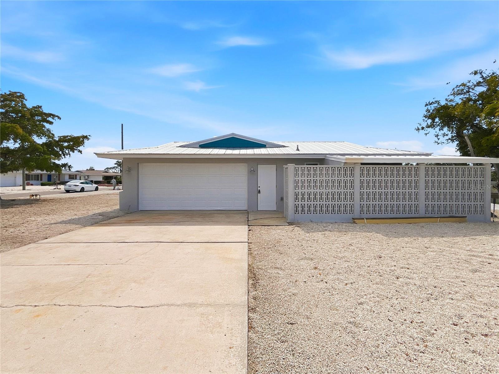 10304 KINGFISHER RD W, BRADENTON, FL, 34209