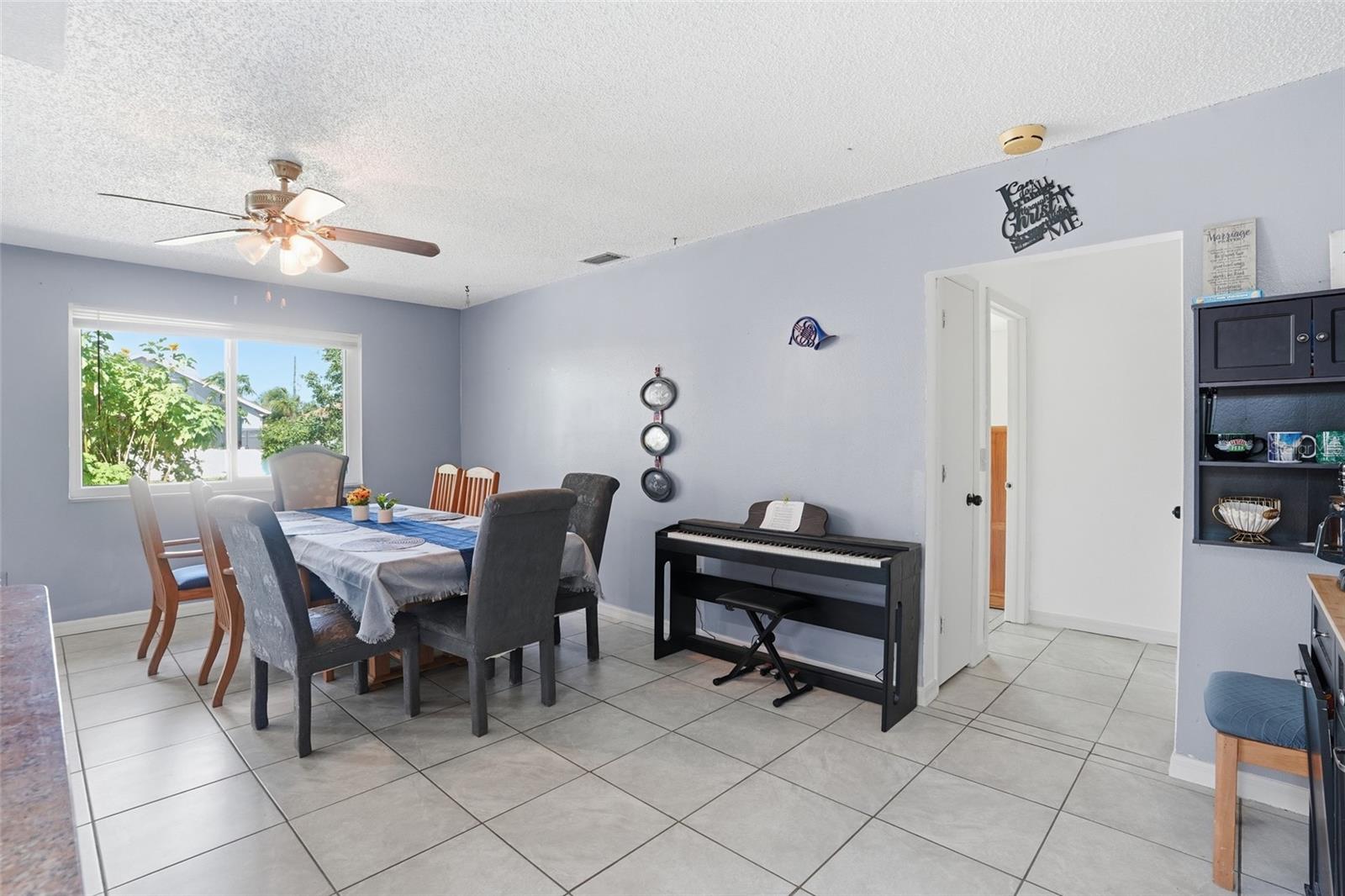 2364 MALAYA CT, PUNTA GORDA, FL, 33983