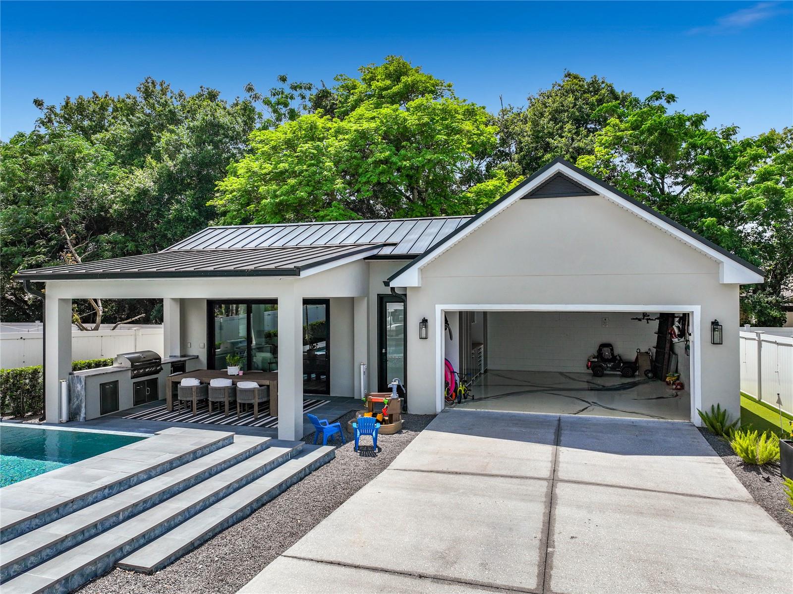 2738 PEPPER LN, ORLANDO, FL, 32812