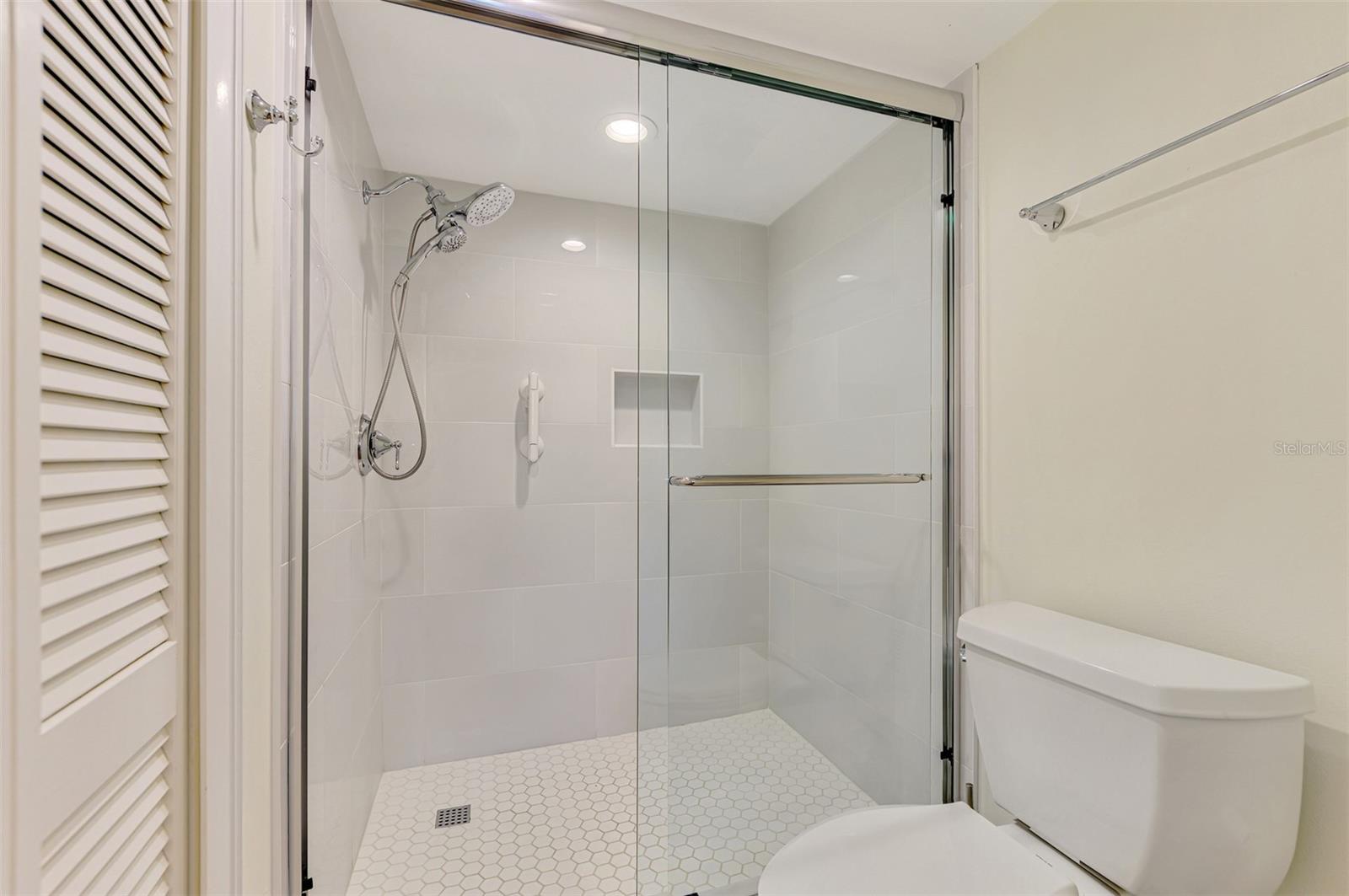 5790 MIDNIGHT PASS RD #209, SARASOTA, FL, 34242