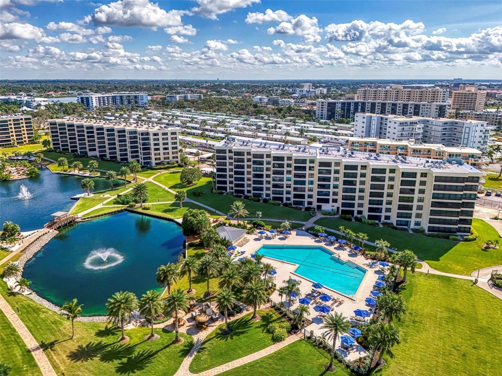 5790 MIDNIGHT PASS RD #209, SARASOTA, FL, 34242