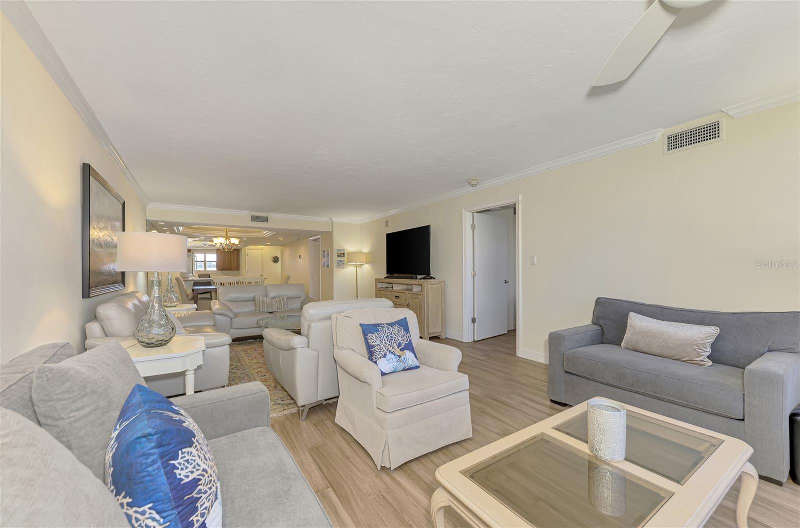 5790 MIDNIGHT PASS RD #209, SARASOTA, FL, 34242